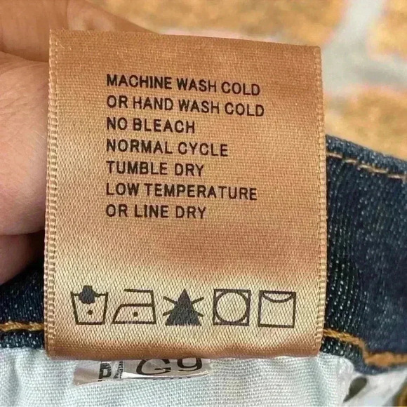 Driftwood Amelia Skraight Crop Classic Fit
Frayed Step Hem Ankle Jeans size 26 - Picture 10 of 10